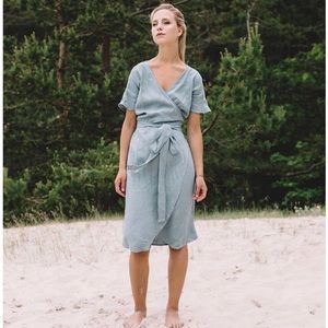 Linenfox mimosa dress in dusty blue color